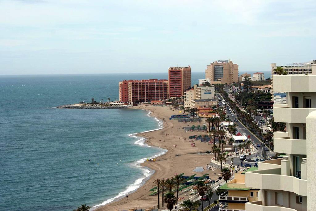 VIVE BENALMÁDENA Estudios Benal Beach Exterior foto